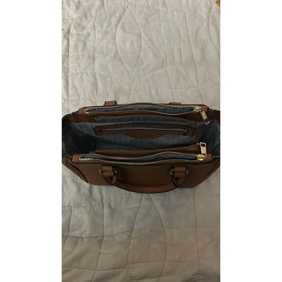 Isabelle Tan Shoulder Bag Women's Medium Casual Handbag Elegant Design - Picture 5 of 8